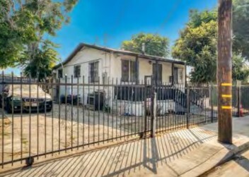 7408 Elsie St, Los Angeles, CA à vendre Photo du bâtiment- Image 1 de 3