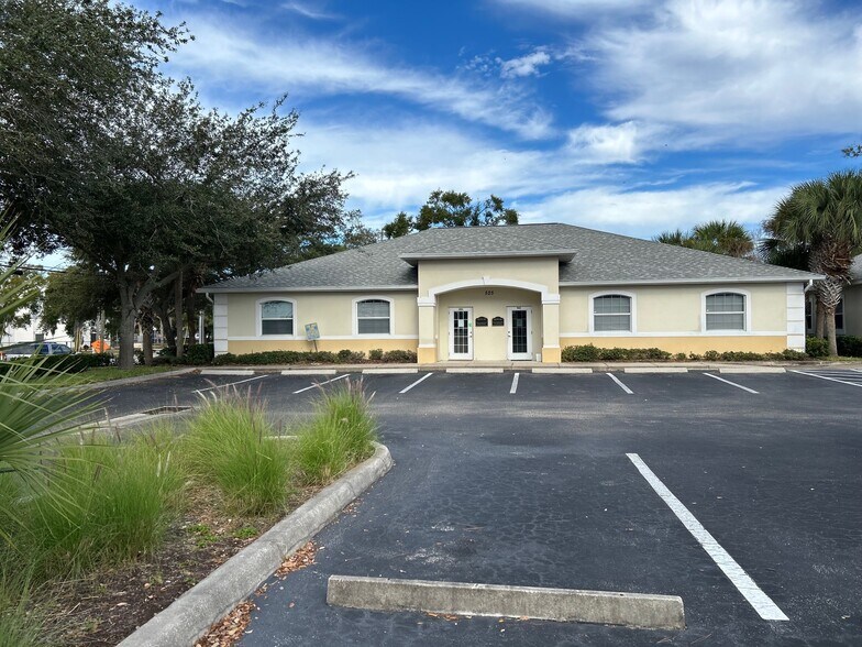 525 S Hercules Ave, Clearwater, FL à vendre - Photo du bâtiment - Image 3 de 4