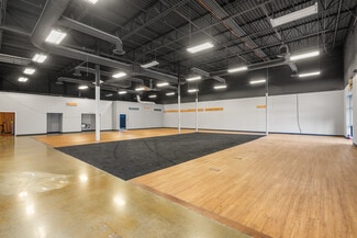 Plus de détails pour 304-350 NE Agness Ave, Grants Pass, OR - Commerce de détail à louer