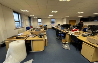 2 Sidings Ct, Doncaster for lease Interior Photo- Image 2 of 2