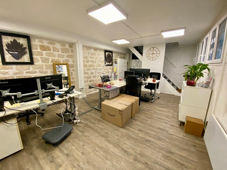123 Rue Du Faubourg Saint-Antoine, Paris for lease - Building Photo - Image 2 of 6