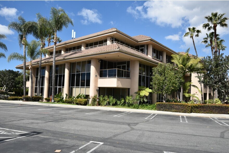 3445 Pacific Coast Hwy, Torrance, CA à vendre - Photo du bâtiment - Image 3 de 7