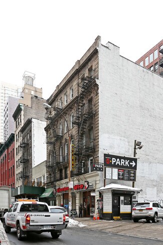 More details for 136-138 W 28th St, New York, NY - Retail for Lease