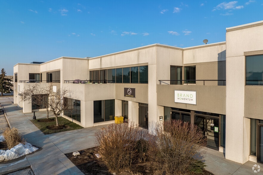 2595 Skymark Ave, Mississauga, ON à louer - Photo du bâtiment - Image 3 de 5
