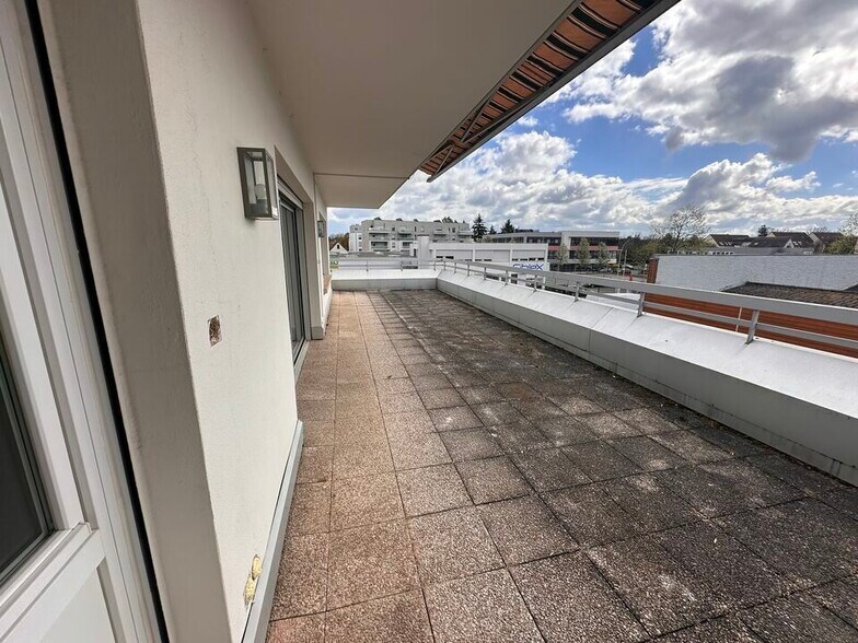 Office in Illkirch-Graffenstaden for lease - Building Photo - Image 3 of 9