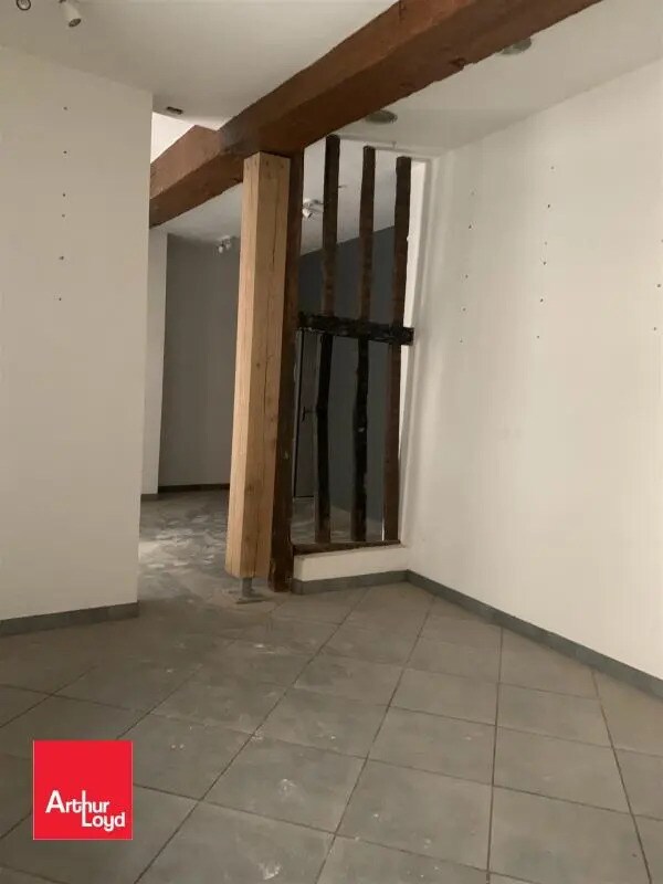 Office in Chartres for lease Building Photo- Image 1 of 6