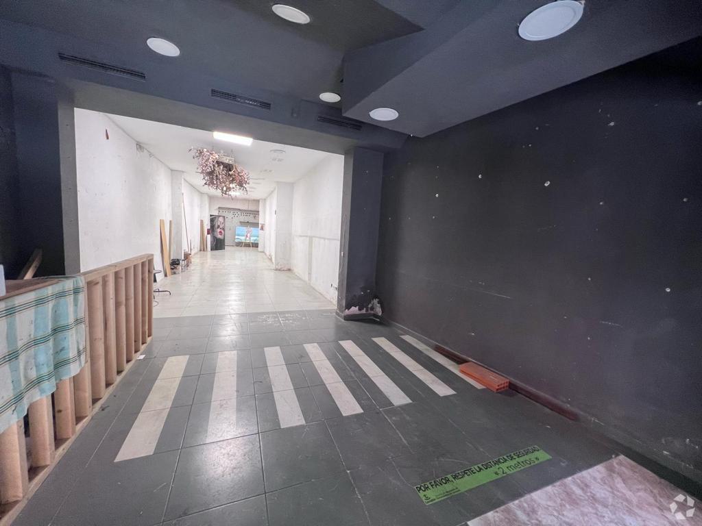 Madrid, MAD 28012 - Unit Puerta IZ, Esc. 1 - - Interior Photo - Image 2 of 12