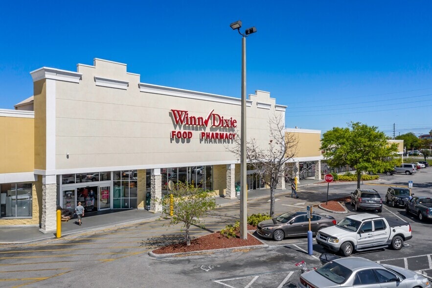 4855-4879 E Irlo Bronson Memorial Hwy, Saint Cloud, FL for lease - Building Photo - Image 3 of 16