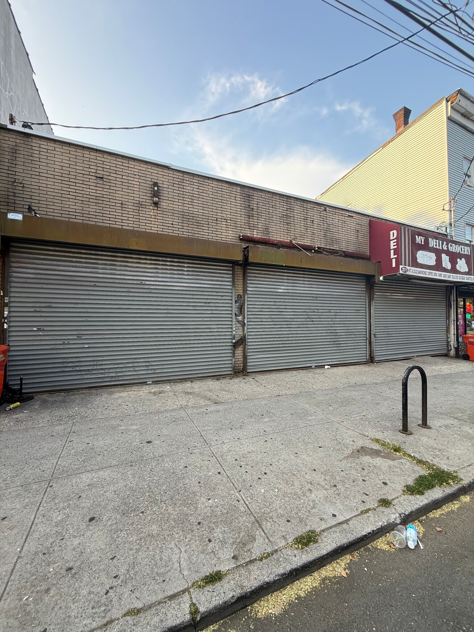 201-205 Broad St, Staten Island, NY à louer Photo du bâtiment- Image 1 de 8