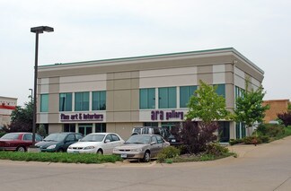 Plus de détails pour 3170 E 53rd St, Davenport, IA - Bureau/Médical, Bureau/Commerce de détail à louer