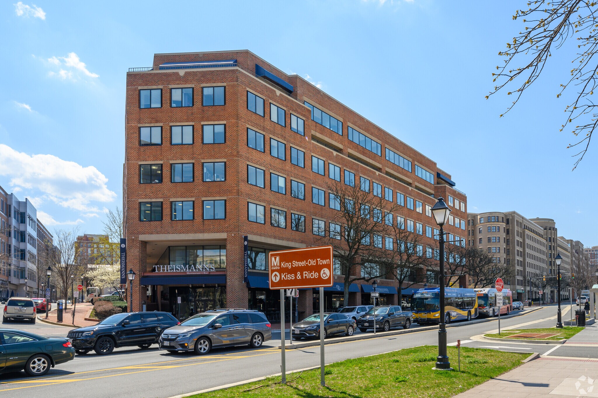 1800 Diagonal Rd, Alexandria, VA à louer Photo du bâtiment- Image 1 de 9