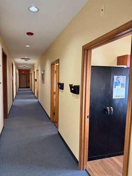 37 Rupell Rd, Hampton, NJ à vendre - Photo du bâtiment - Image 2 de 5