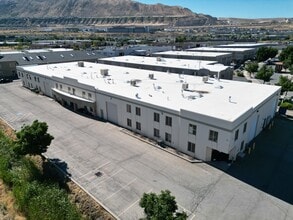 14621 S 800 W, Bluffdale, UT for lease Interior Photo- Image 2 of 17
