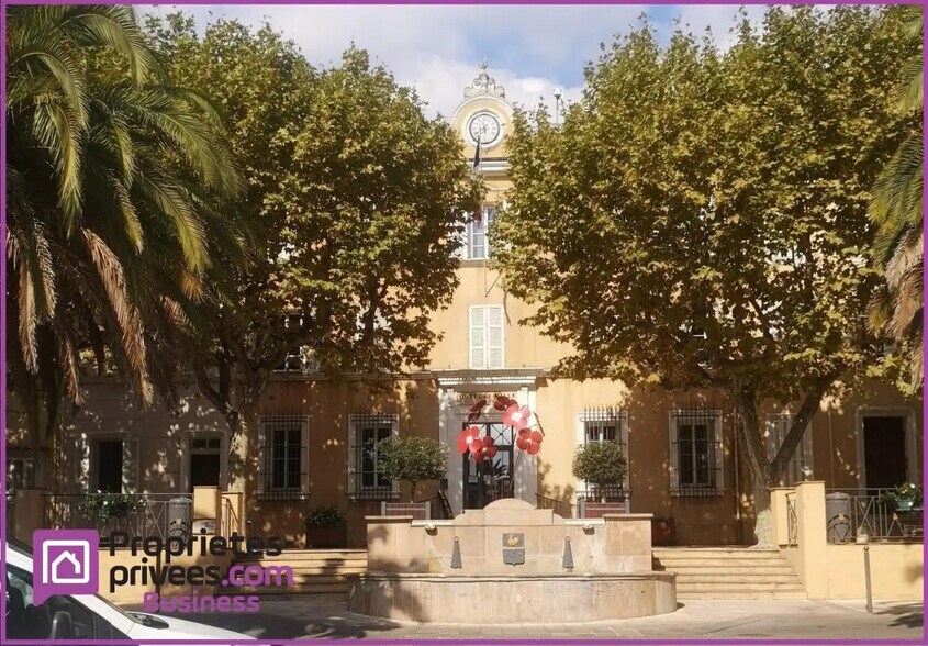 Terrain dans Cogolin à louer - Photo du bâtiment - Image 3 de 3