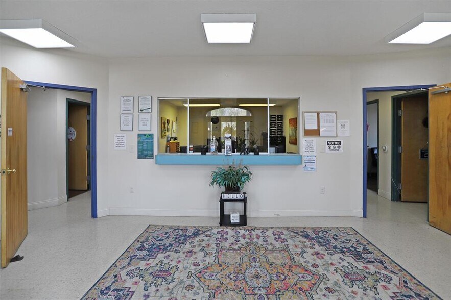 145 Vine St, Benton, KY à vendre - Photo du bâtiment - Image 3 de 29