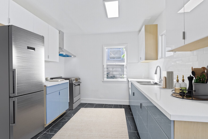 316 Columbia Ave, Los Angeles, CA for sale - Building Photo - Image 3 of 17