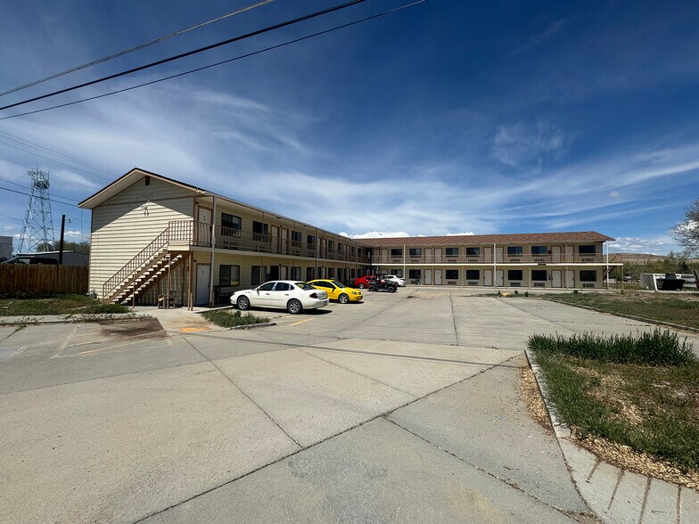 206 E Main St, Rangely, CO à vendre - Photo du bâtiment - Image 1 de 1