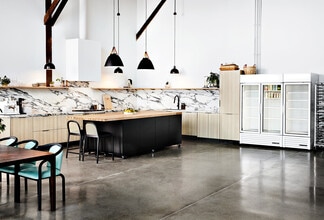 429 1st St, Petaluma, CA à louer Photo intérieure- Image 2 de 6