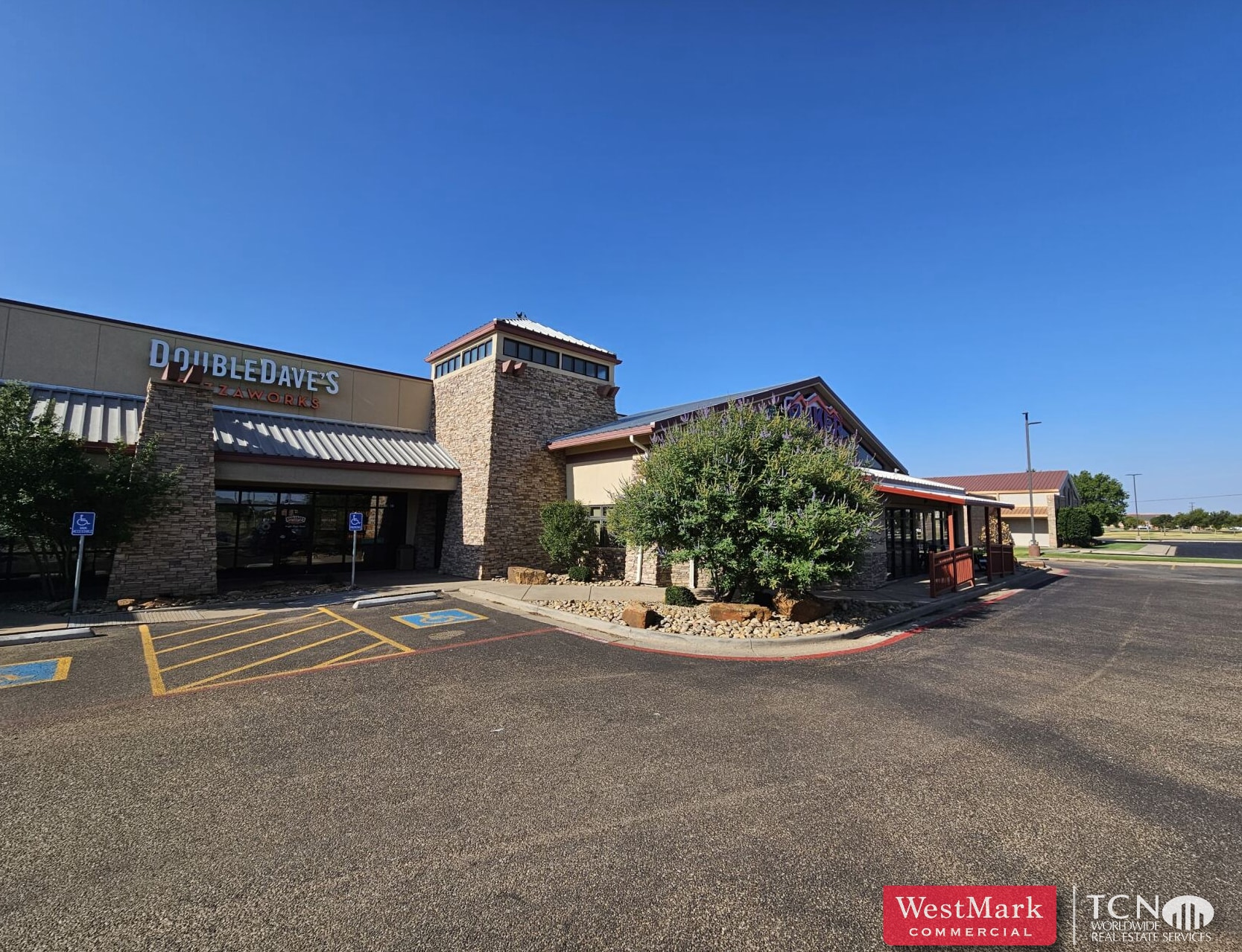 6015 82nd St, Lubbock, TX for lease Building Photo- Image 1 of 9