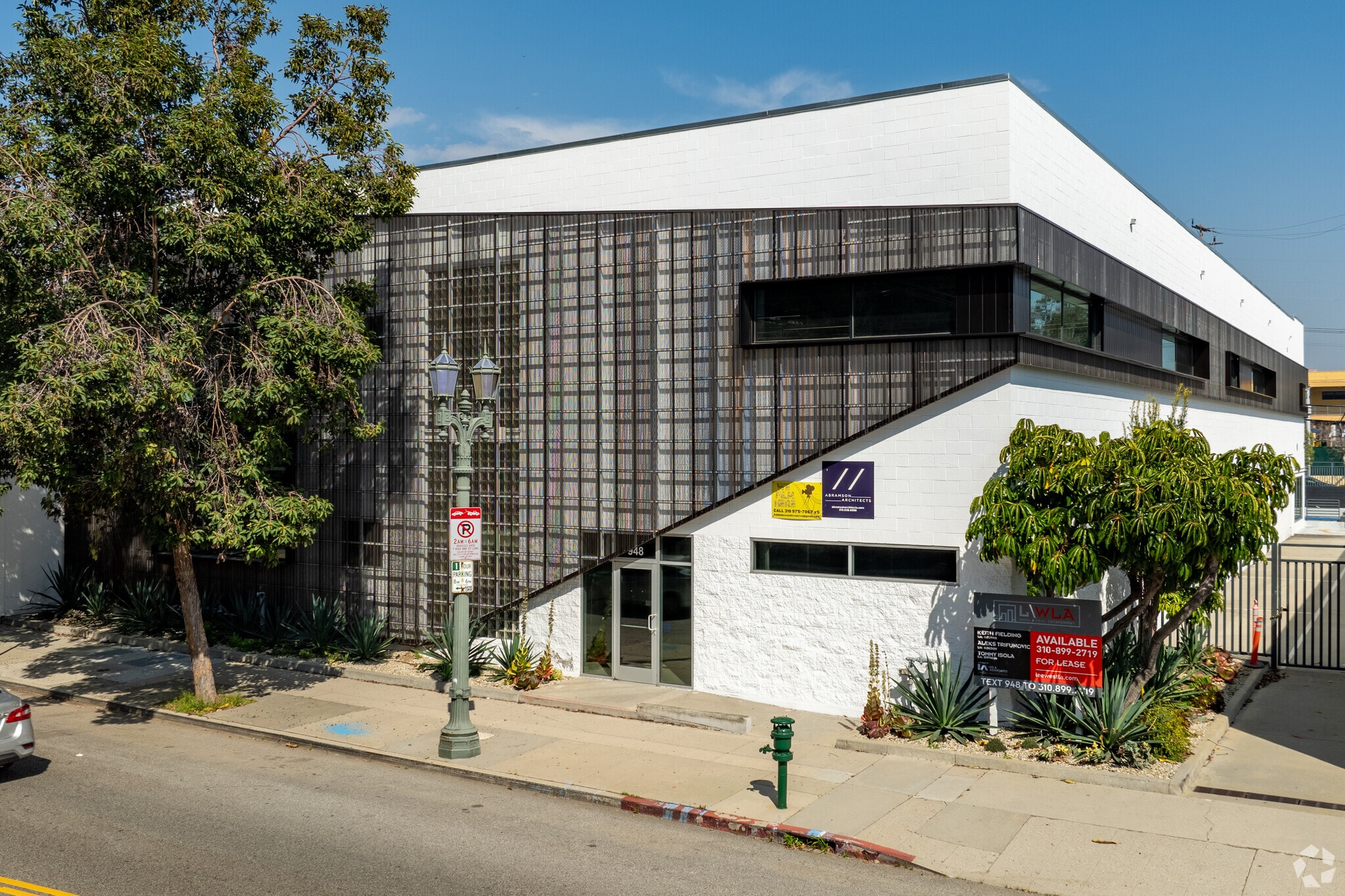 948 N Cahuenga Blvd, Los Angeles, CA for lease Building Photo- Image 1 of 12