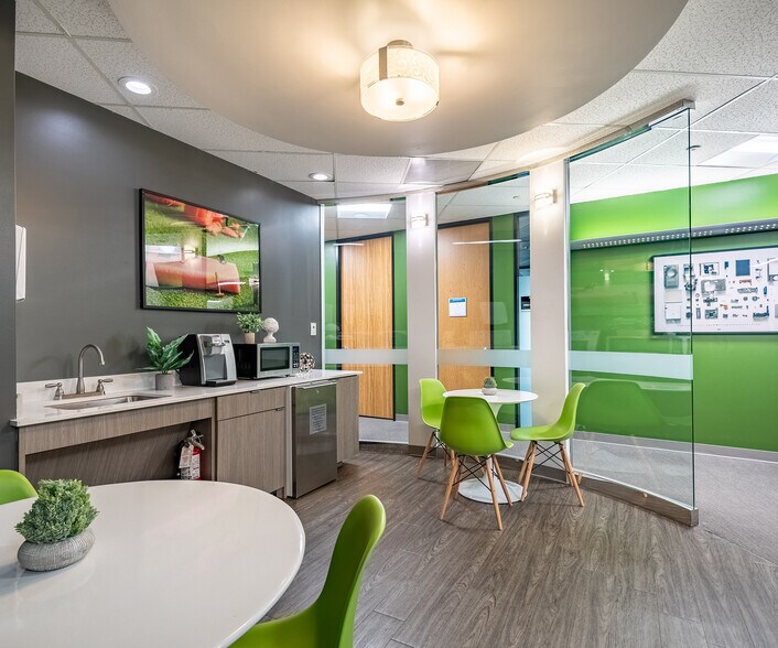 14800 Quorum Dr, Dallas, TX à louer - Photo intérieure - Image 2 de 8