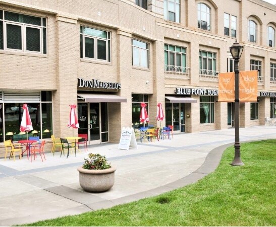 2816 Erwin Rd, Durham, NC à louer - Photo du bâtiment - Image 3 de 11