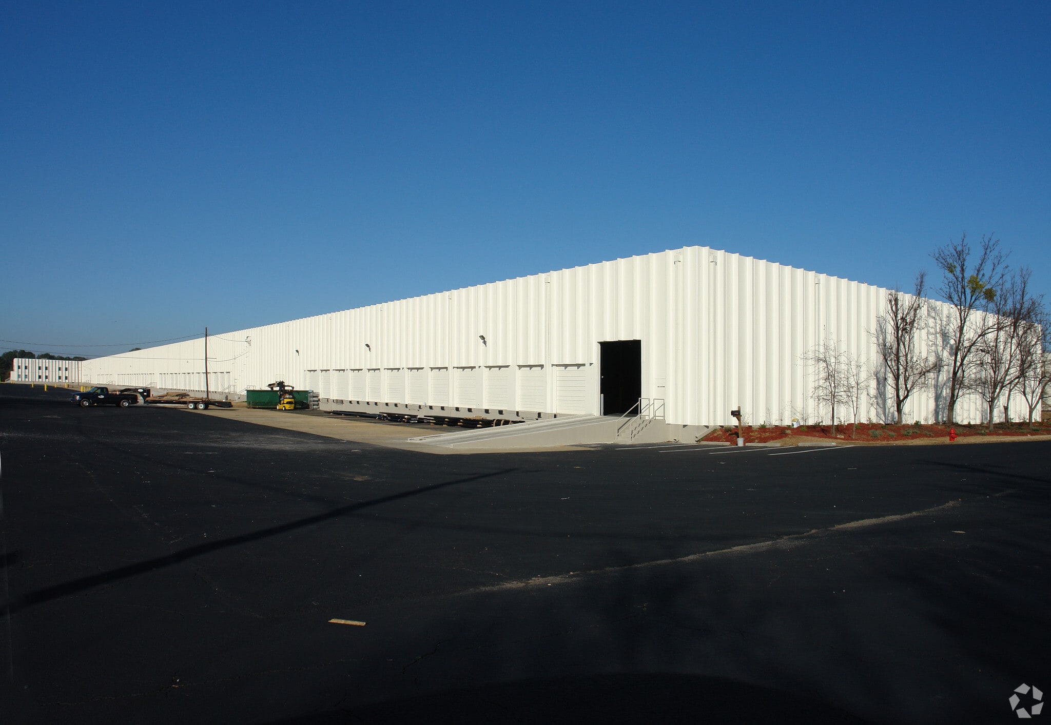 4099 Old Dixie Hwy, Hapeville, GA for lease Building Photo- Image 1 of 5