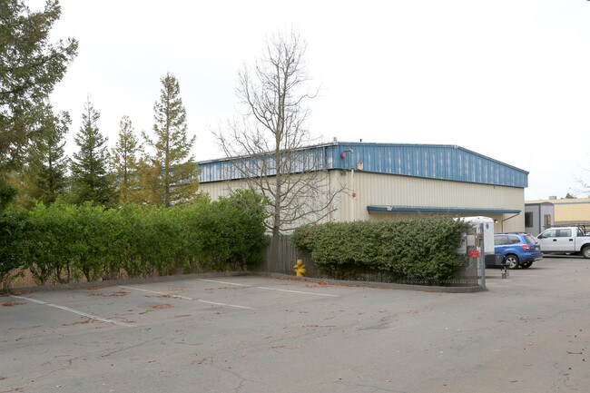 Plus de détails pour 160 Klamath Ct, American Canyon, CA - Industriel à louer