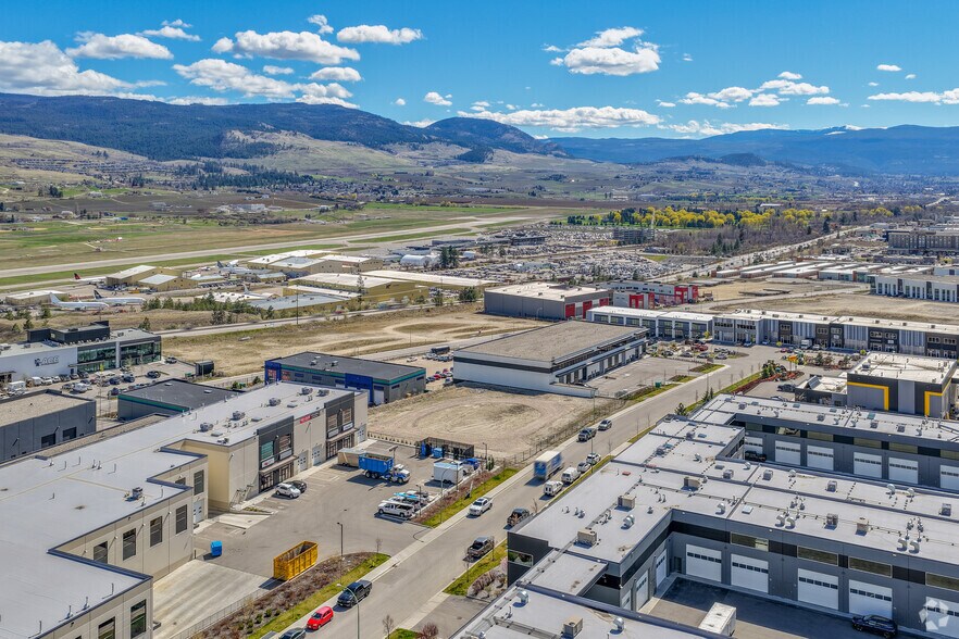 2075 Matrix Cres, Kelowna, BC for lease - Building Photo - Image 3 of 19