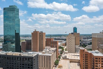 907 Houston St, Fort Worth, TX - AERIAL map view - Image1