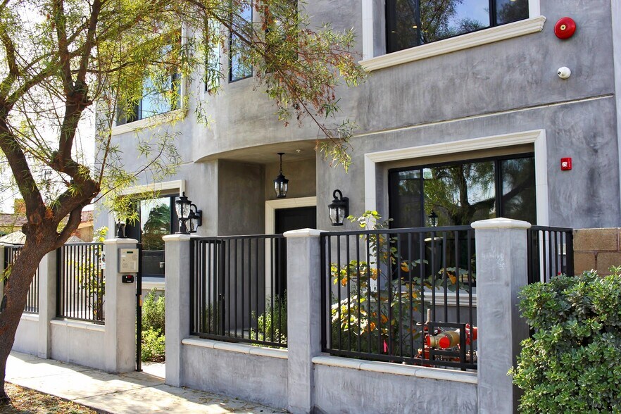 5029 Bleecker St, Baldwin Park, CA à louer - Photo du bâtiment - Image 3 de 12