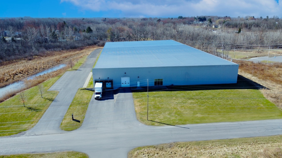 38 Allen St, Auburn, NY à vendre - Photo du bâtiment - Image 2 de 17