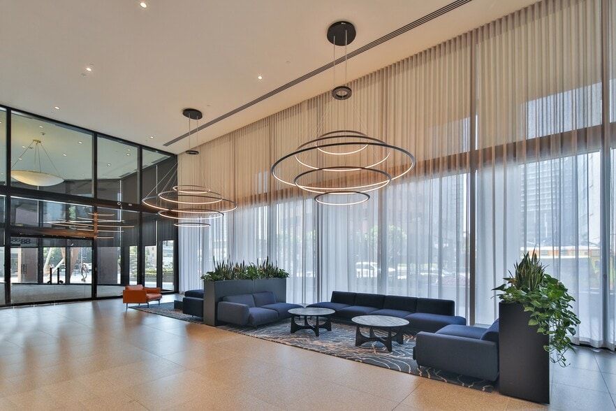 888 S Figueroa St, Los Angeles, CA for lease - Lobby - Image 3 of 11
