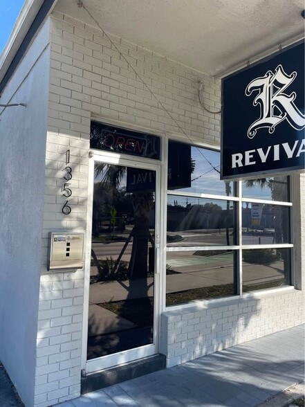 1356 Cleveland St, Clearwater, FL à vendre - Photo du bâtiment - Image 2 de 5