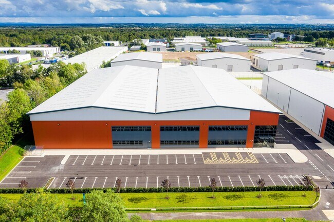 Plus de détails pour Unit 720 Daten Ave, Warrington - Industriel à louer