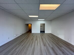 1551-1555 Clement St, San Francisco, CA for lease Interior Photo- Image 2 of 15