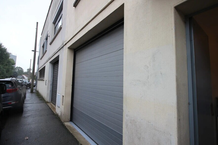 Industriel dans Champigny-sur-Marne à vendre - Photo du bâtiment - Image 3 de 5