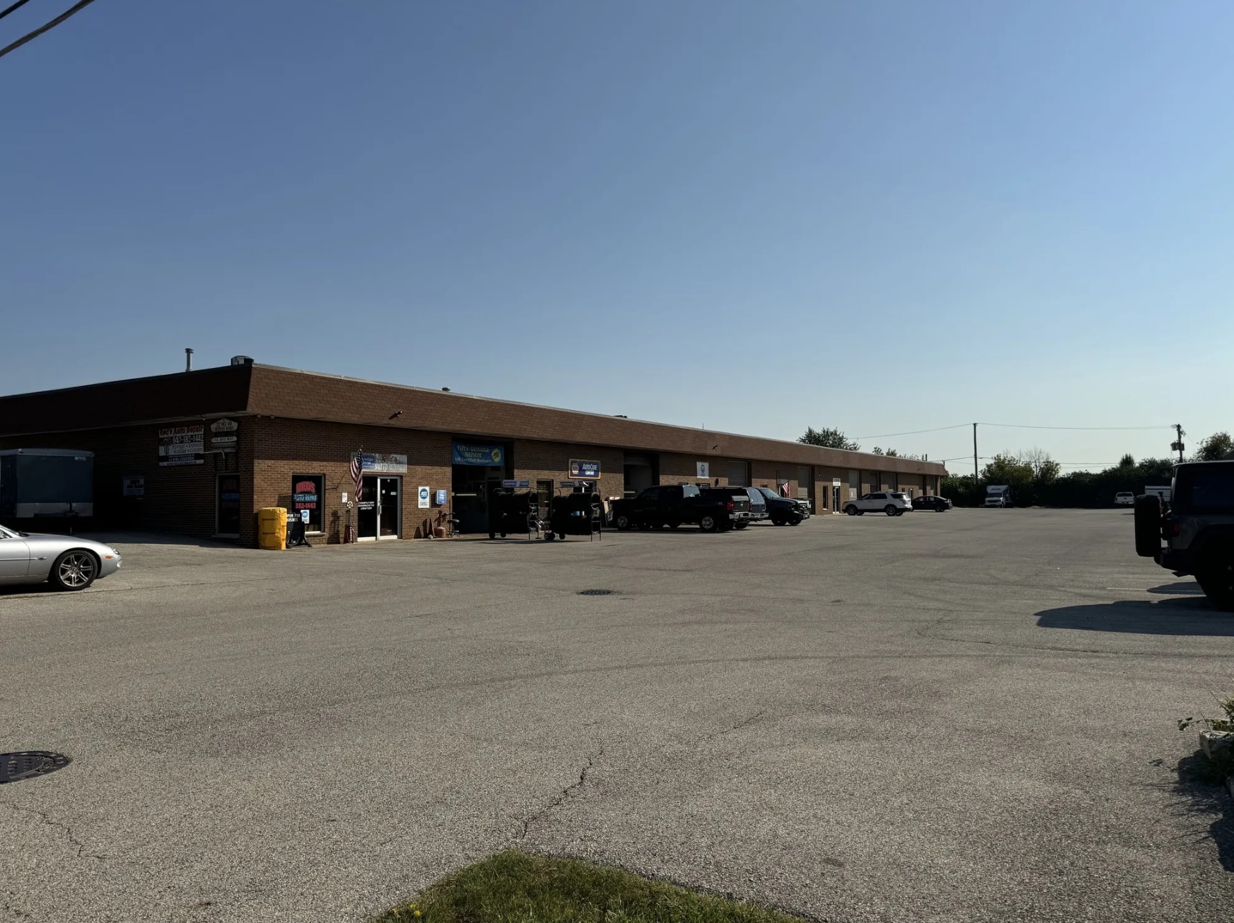 22029 N Pepper Rd, Lake Barrington, IL for lease Building Photo- Image 1 of 2