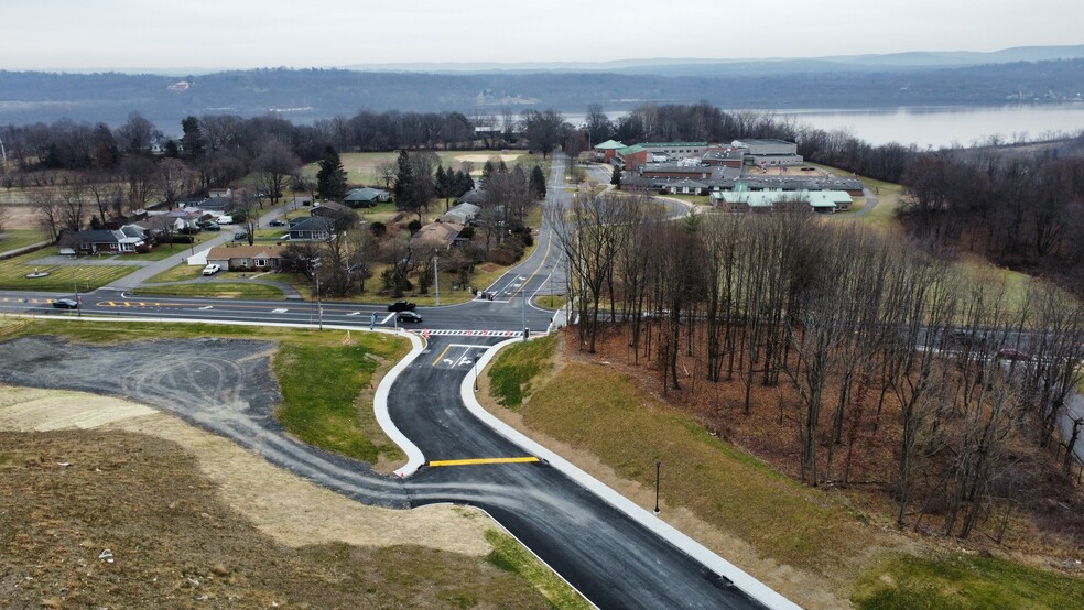 0 Route 9W, Marlboro, NY à vendre - Photo du b timent - Image 3 de 3