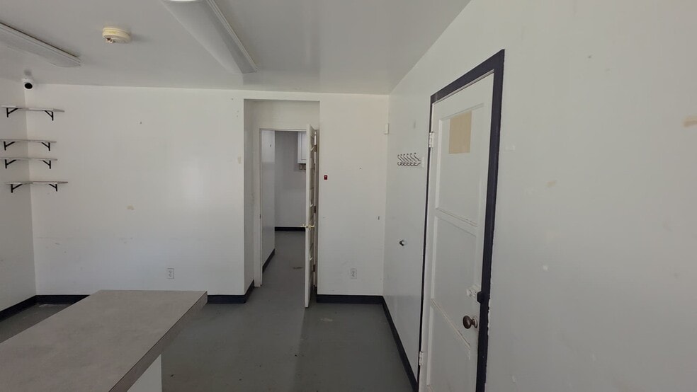 1407 S 129th St, Burien, WA for lease - Commercial Listing Video - Image 2 of 5