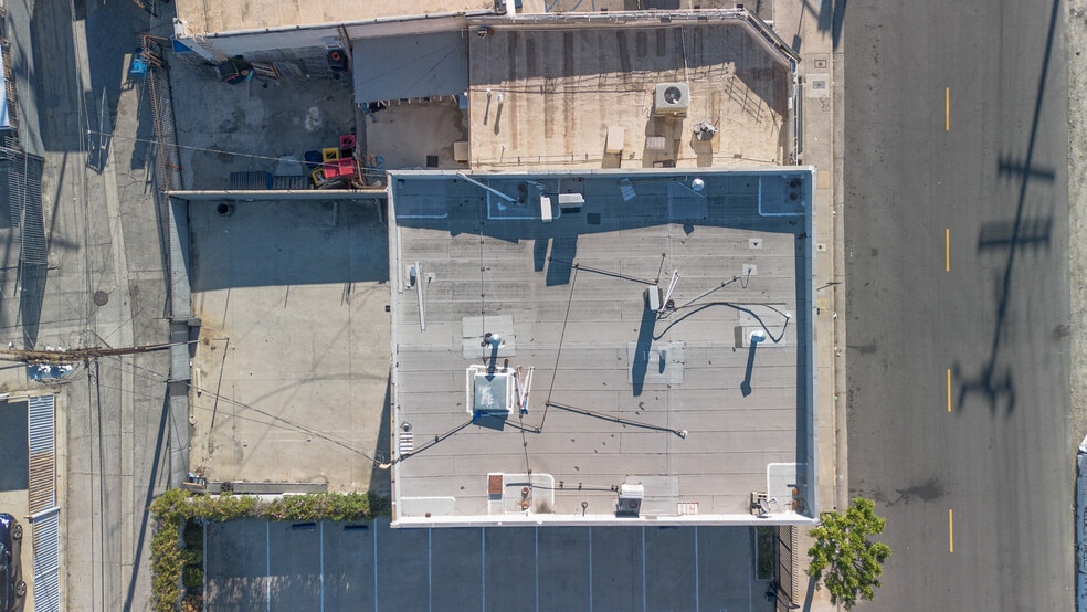 8212-8214 San Fernando Rd, Sun Valley, CA for sale - Building Photo - Image 3 of 35