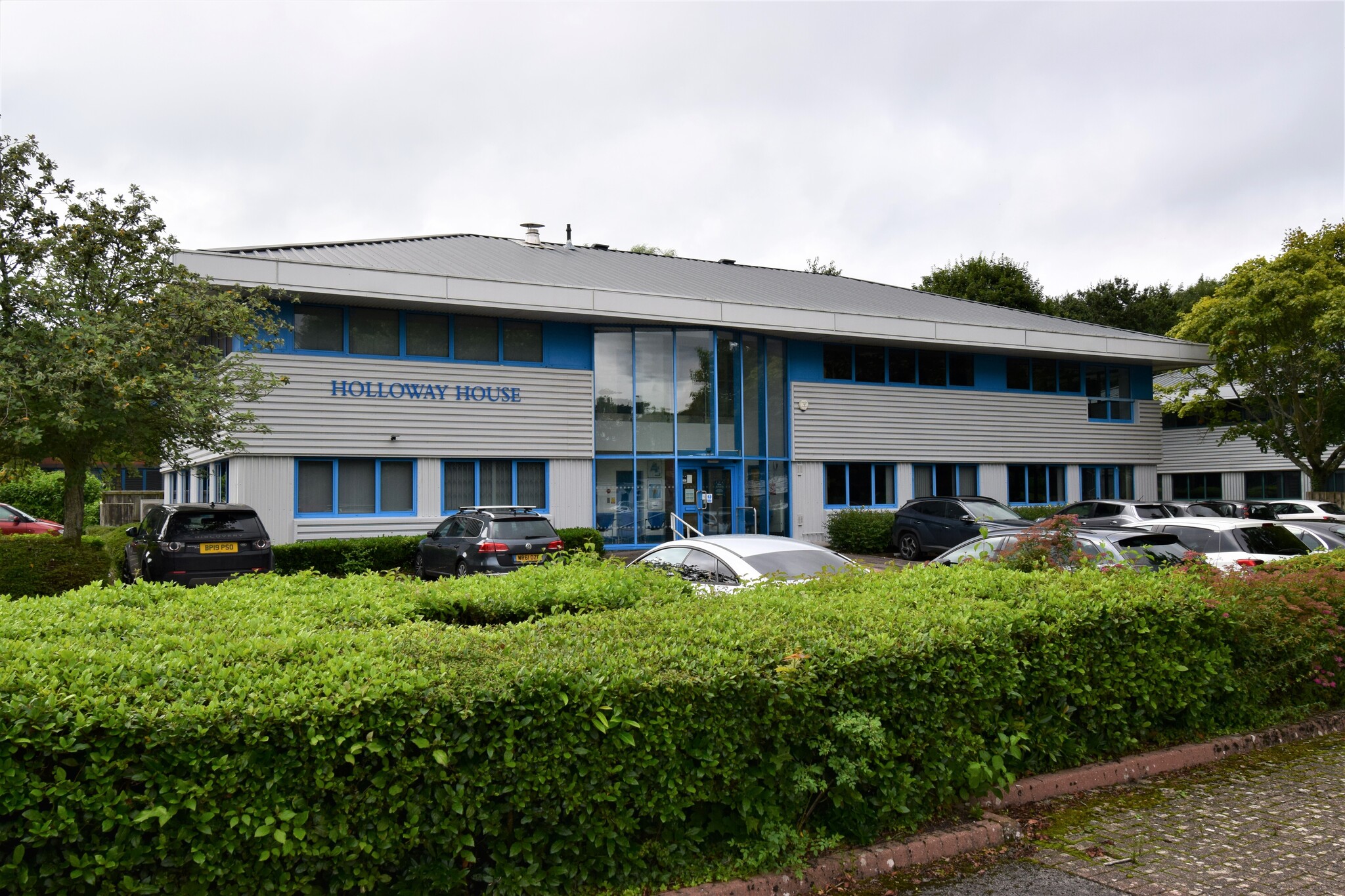 Epsom Sq, Trowbridge for lease Building Photo- Image 1 of 11