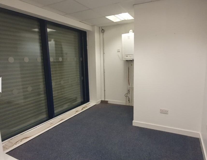 Waun-y-pound Industrial Estate, Ebbw Vale for lease Interior Photo- Image 1 of 2