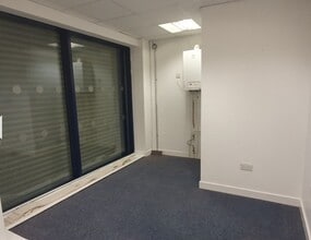 Waun-y-pound Industrial Estate, Ebbw Vale for lease Interior Photo- Image 1 of 2