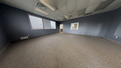 16265 Conneaut Lake Rd, Meadville, PA for lease Interior Photo- Image 2 of 7