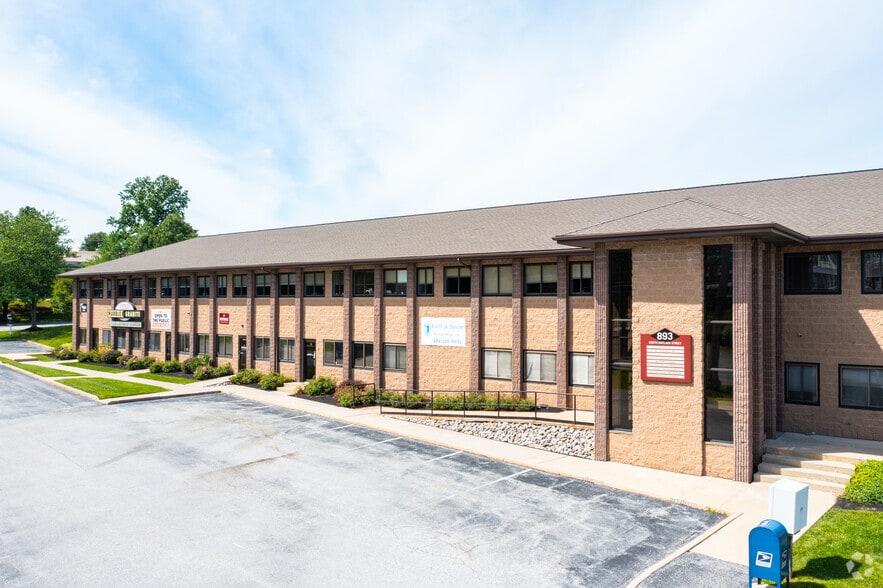 893 S Matlack St, West Chester, PA for lease - Building Photo - Image 2 of 11