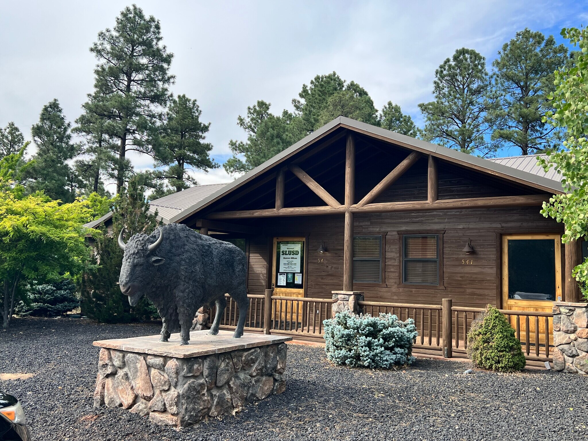 541 N Clark Rd, Show Low, AZ for lease Building Photo- Image 1 of 3