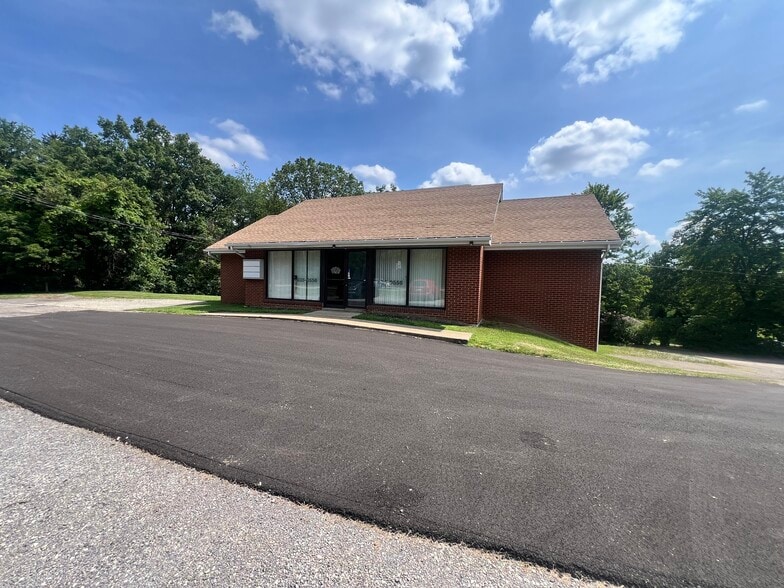 8200 Perry Hwy, Pittsburgh, PA for sale - Building Photo - Image 3 of 27