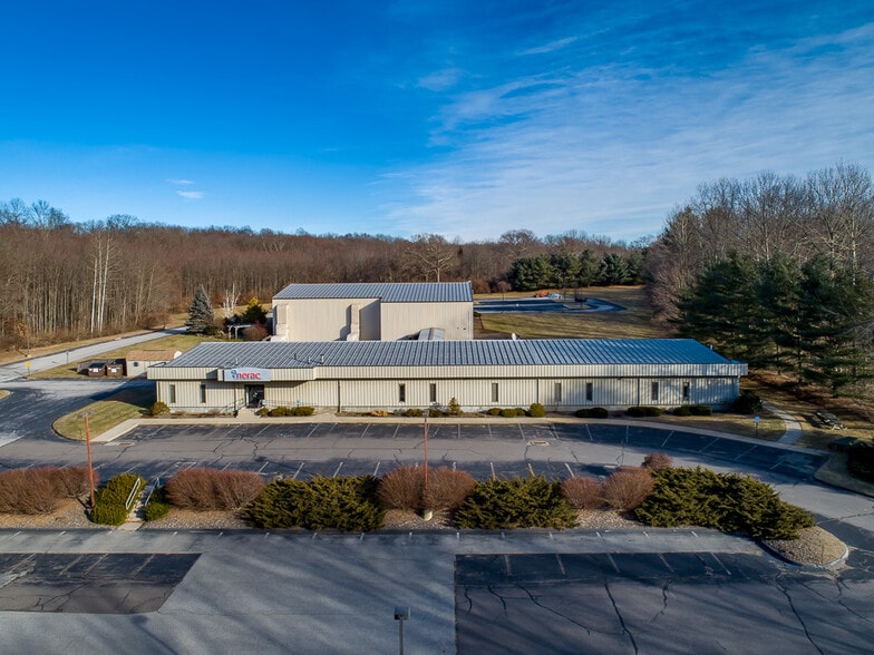 303 Merrow Rd, Tolland, CT for sale - Building Photo - Image 2 of 27