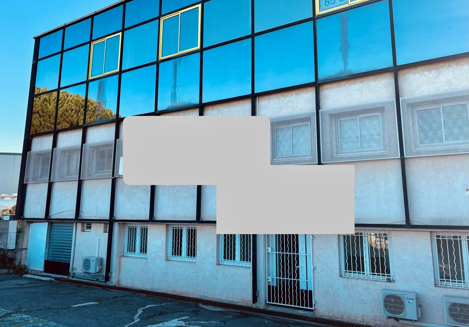 Office in Peynier for sale Building Photo- Image 1 of 4